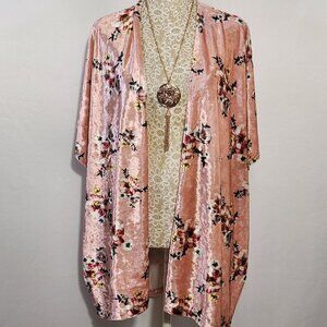 Do Everything in Love Women's One Size Velour Floral Kimono Cardigan Cover-Up